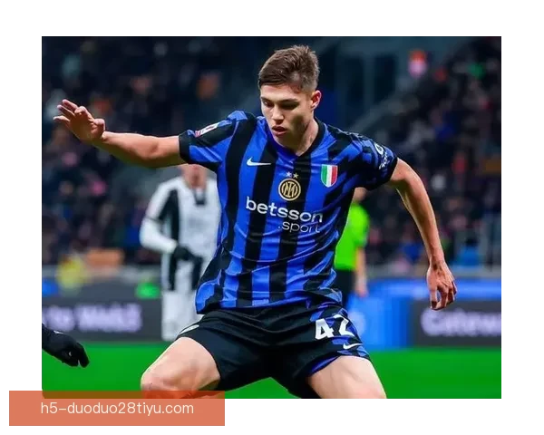 国米官宣帕拉西奥斯租借含买断权