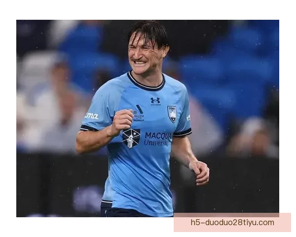 悉尼主帅失望错失登顶重用新人