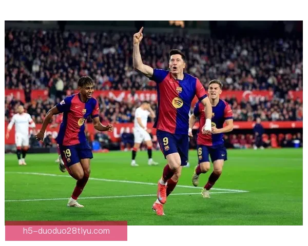 拉菲尼亚赞莱万渴胜利保持状态